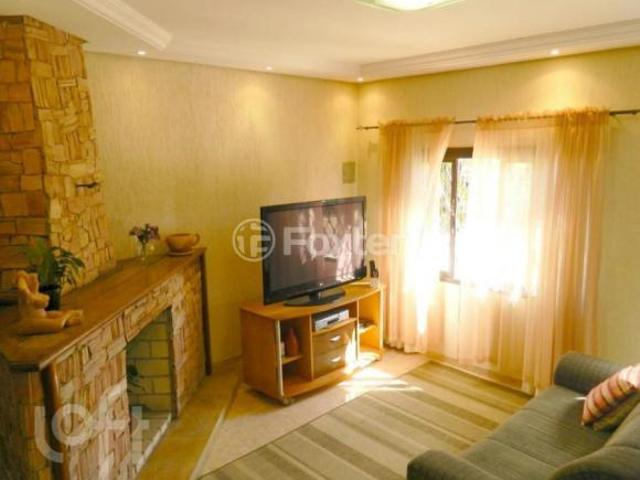 Casa, 3 dormitórios, 11.5 m², em Vila Nova