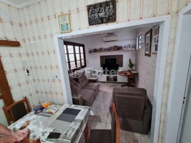 Casa, 3 dormitórios, 120 m², em Sarandi