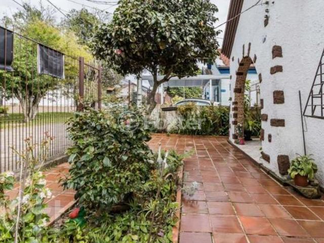 Casa, 3 dormitórios, 120 m², em Passo da Areia
