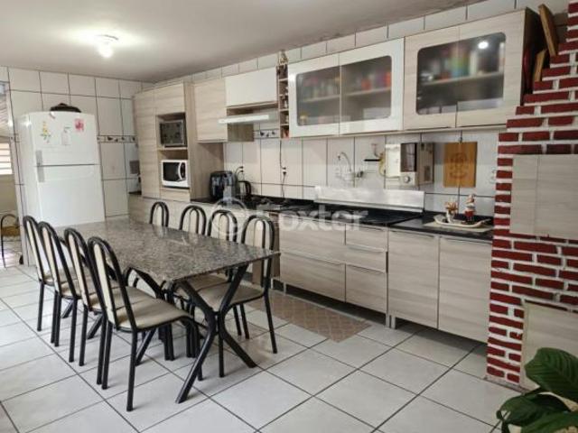 Casa, 3 dormitórios, 133 m², em Tancredo Neves
