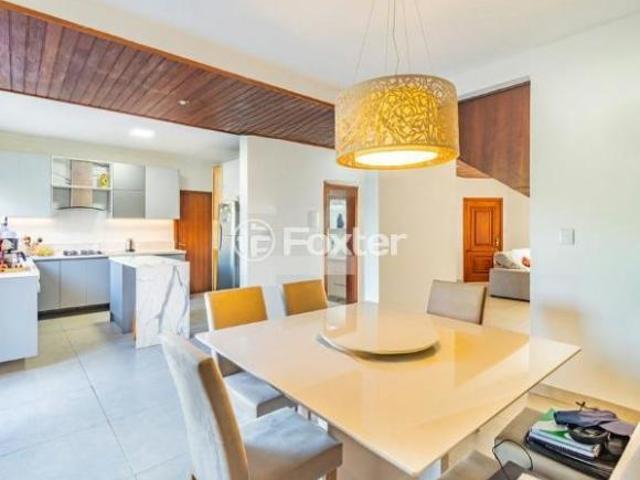 Casa, 3 dormitórios, 140 m², em Dom Feliciano
