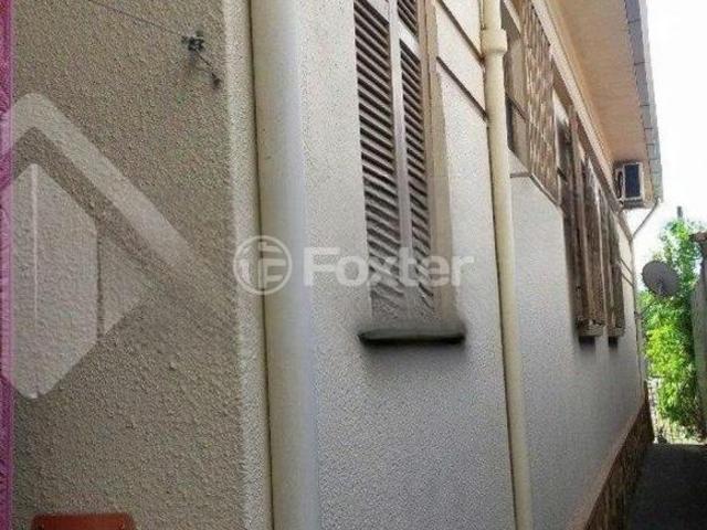 Casa, 3 dormitórios, 154 m², em Centro