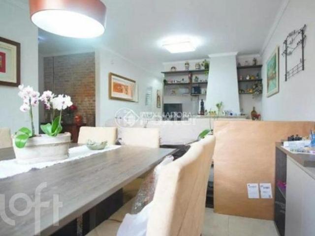 Casa, 3 dormitórios, 159 m², em São Sebastião