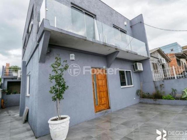 Casa, 3 dormitórios, 160 m², em Lomba do Pinheiro