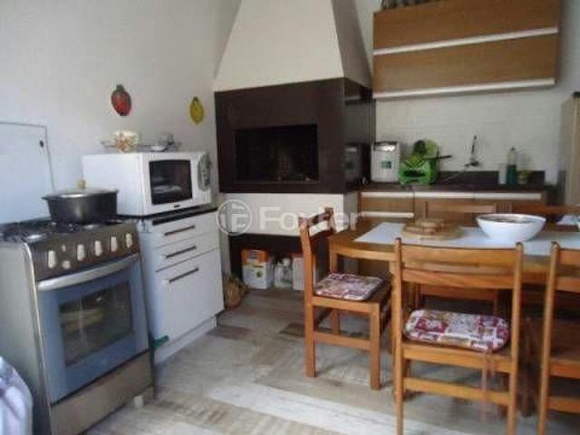 Casa, 3 dormitórios, 178 m², em Hípica