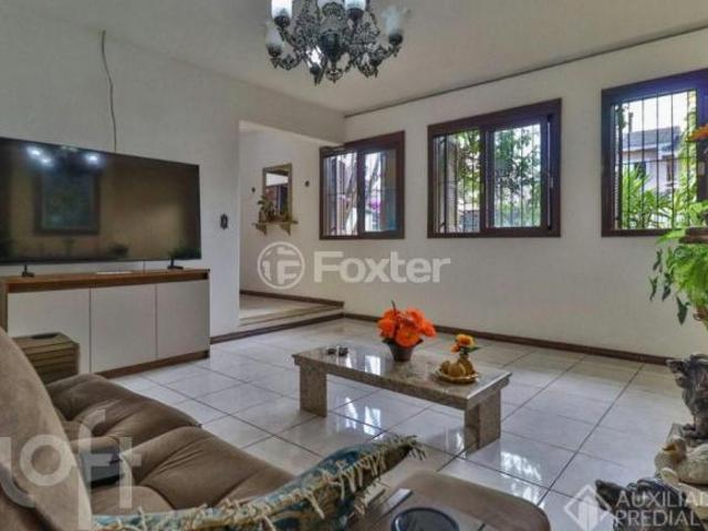 Casa, 3 dormitórios, 170 m², em Serraria