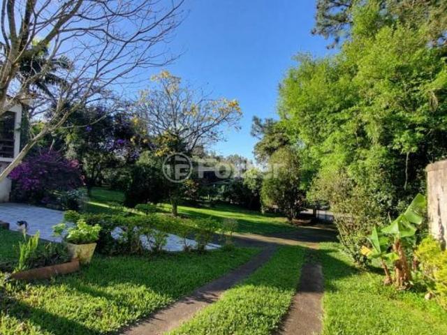 Casa, 3 dormitórios, 186 m², em Berto Círio