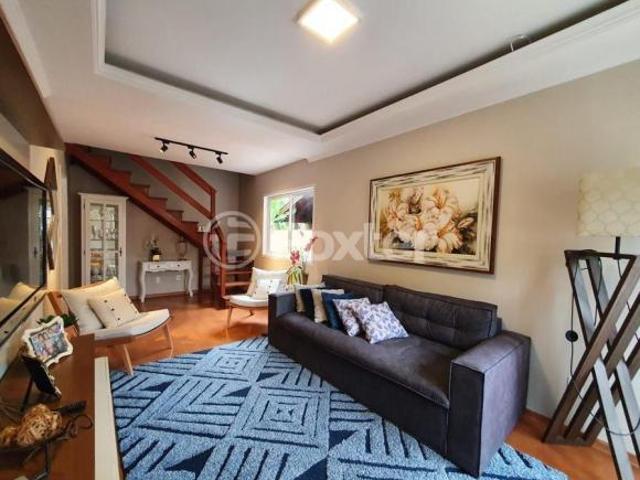 Casa, 3 dormitórios, 180 m², em COHAB