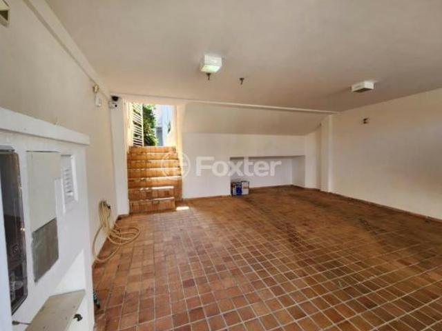 Casa, 3 dormitórios, 180 m², em Mirandópolis