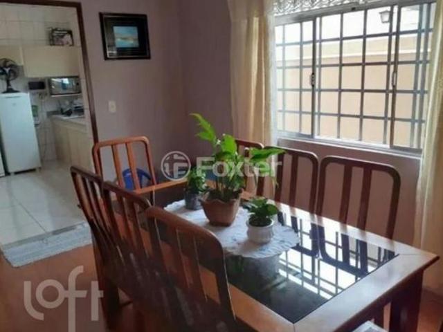 Casa, 3 dormitórios, 180 m², em Vila Marari