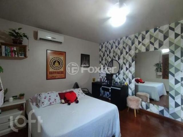 Casa, 3 dormitórios, 180.39 m², em Petrópolis