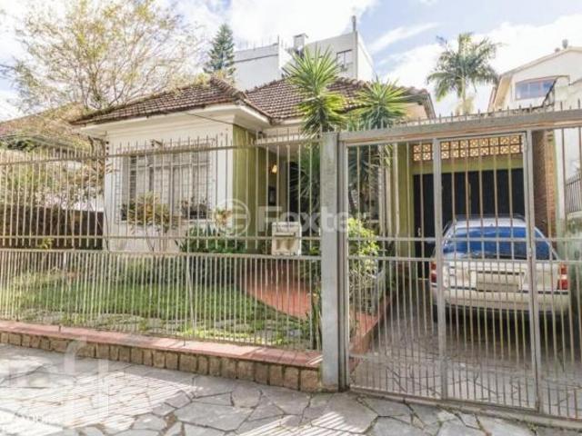 Casa, 3 dormitórios, 198 m², em Petrópolis