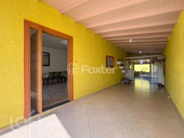 Casa, 3 dormitórios, 190 m², em Zona Nova
