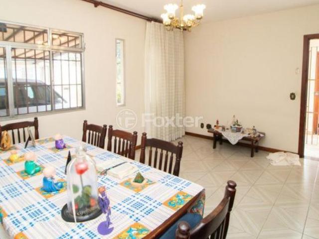 Casa, 3 dormitórios, 192 m², em Vila Nair