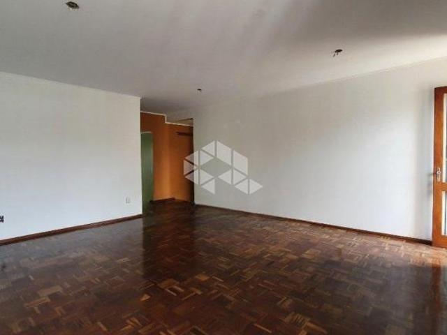 Casa 3 dormitórios, 1 suíte, 4 vagas, 223 m², bairro Jardim Lindóia Porto Alegre