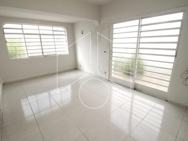 Casa 3 dormitórios, 1 suíte, 2 banheiros, 3 vagas no Alto Cafézal, Marília