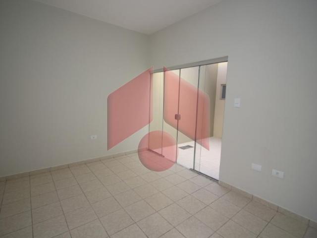Casa 3 dormitórios, 1 suíte, 2 banheiros e 3 vagas no bairro Pólon, Marília