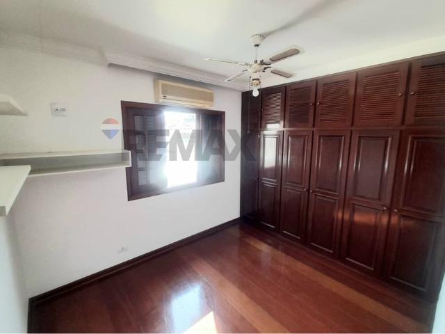 Casa 3 dormitórios 1 suíte e escritório no bairro Jardim Monumento R$ 4.850,00