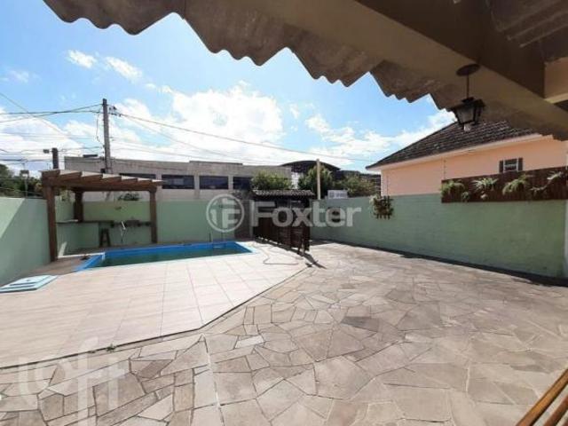 Casa, 3 dormitórios, 200 m², em Cavalhada