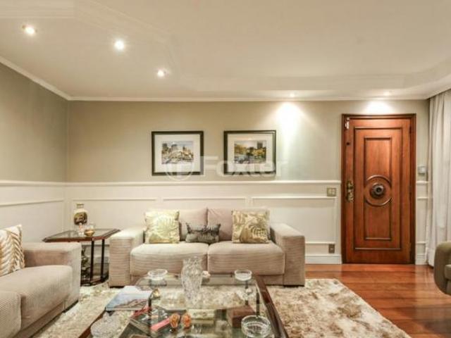 Casa, 3 dormitórios, 215 m², em Jardim da Glória