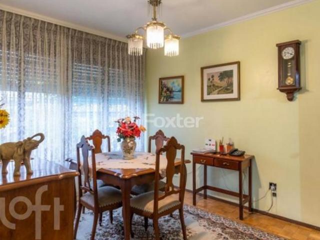 Casa, 3 dormitórios, 213 m², em Jardim Lindóia