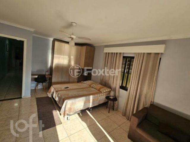Casa, 3 dormitórios, 220 m², em Vila Curuçá