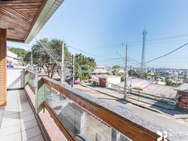 Casa, 3 dormitórios, 230 m², em Tristeza
