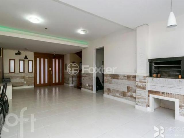 Casa, 3 dormitórios, 233.34 m², em Tristeza