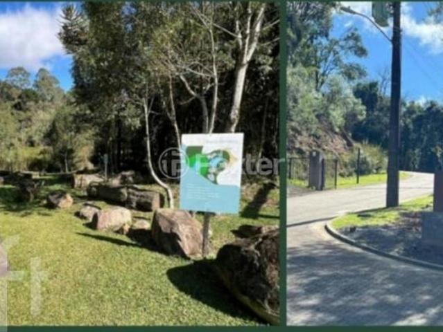 Casa, 3 dormitórios, 258 m², em Carniel