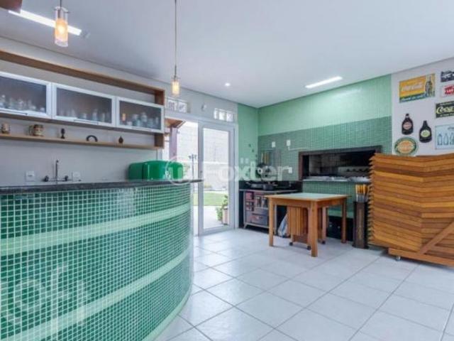 Casa, 3 dormitórios, 270 m², em Marechal Rondon