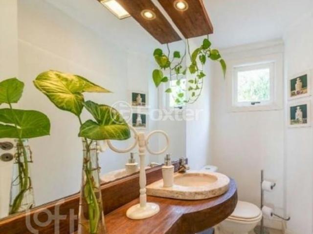 Casa, 3 dormitórios, 286.05 m², em Vila Conceição