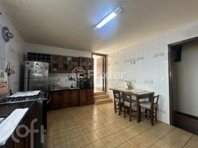 Casa, 3 dormitórios, 292.47 m², em Primavera