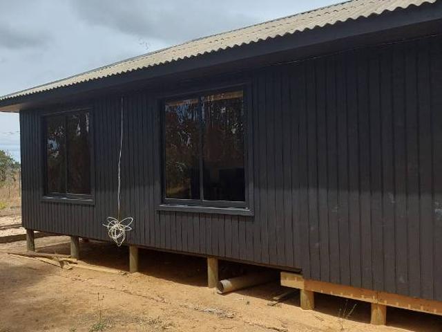 Casa 3 dormitorios,2 baños,3000 m2 terreno