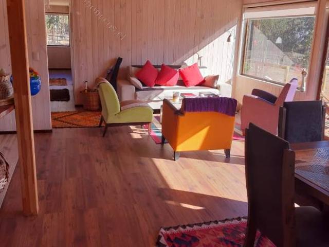Casa 3 dormitorios,2 baños, ubicada en Tunquen