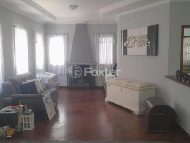 Casa, 3 dormitórios, 300 m², em Chácara Meyer