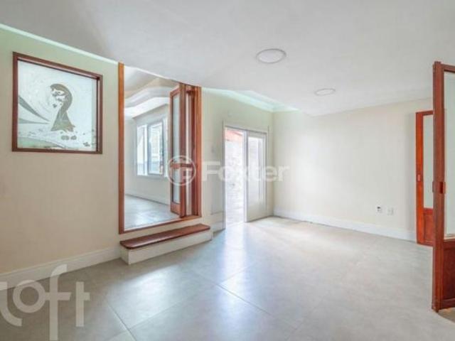 Casa, 3 dormitórios, 300 m², em Jardim Lindóia