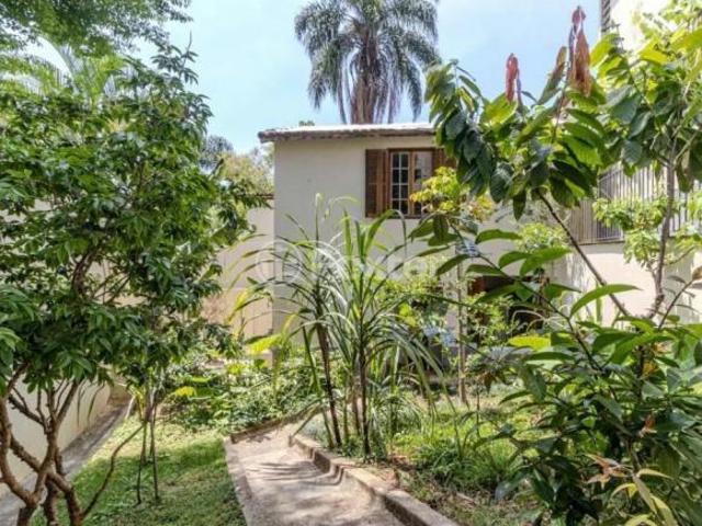 Casa, 3 dormitórios, 300 m², em Pacaembu