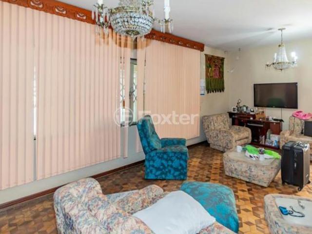 Casa, 3 dormitórios, 316 m², em Quinta da Paineira