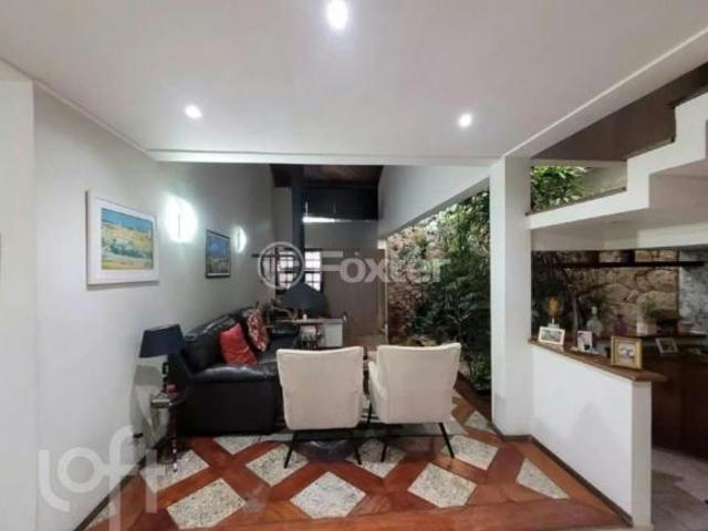 Casa, 3 dormitórios, 310 m², em Jardim da Saúde