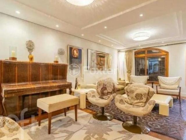 Casa, 3 dormitórios, 326 m², em Tristeza