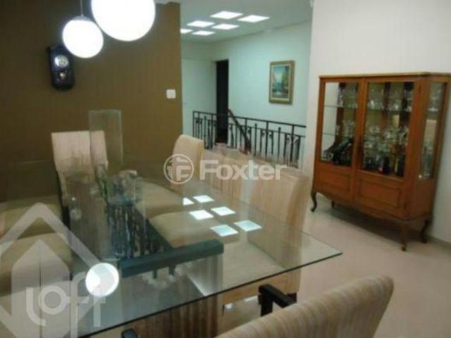 Casa, 3 dormitórios, 322 m², em Cristal