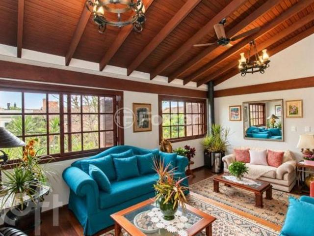 Casa, 3 dormitórios, 364 m², em Chácara das Pedras