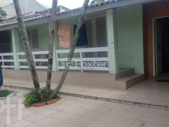 Casa, 3 dormitórios, 360 m², em Vila Ipiranga