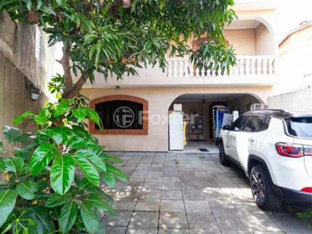 Casa, 3 dormitórios, 377 m², em Vila Alzira