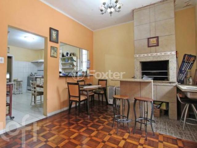 Casa, 3 dormitórios, 370 m², em Floresta