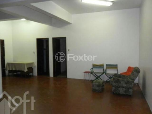 Casa, 3 dormitórios, 400 m², em Fião