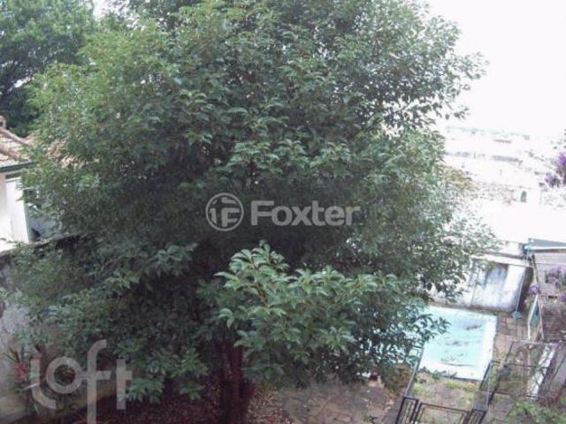 Casa, 3 dormitórios, 400 m², em Floresta