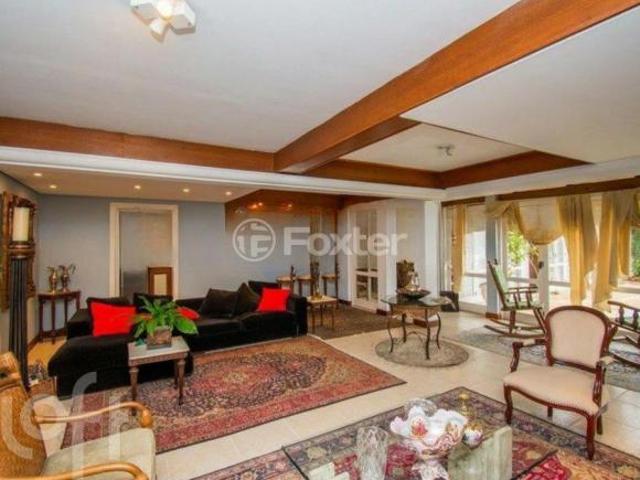 Casa, 3 dormitórios, 450 m², em Jardim Floresta