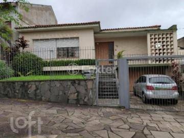 Casa, 3 dormitórios, 460 m², em Três Figueiras