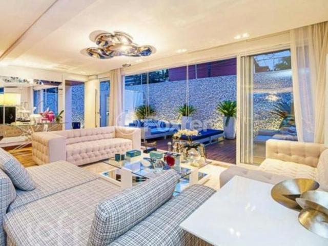 Casa, 3 dormitórios, 600 m², em Pacaembu